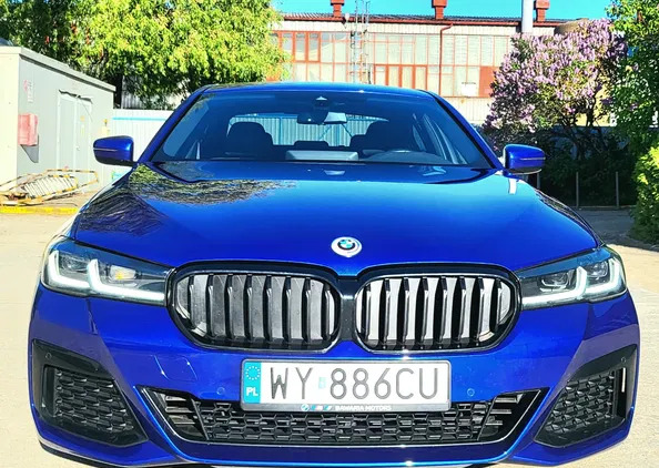bmw BMW Seria 5 cena 346245 przebieg: 38000, rok produkcji 2022 z Toruń